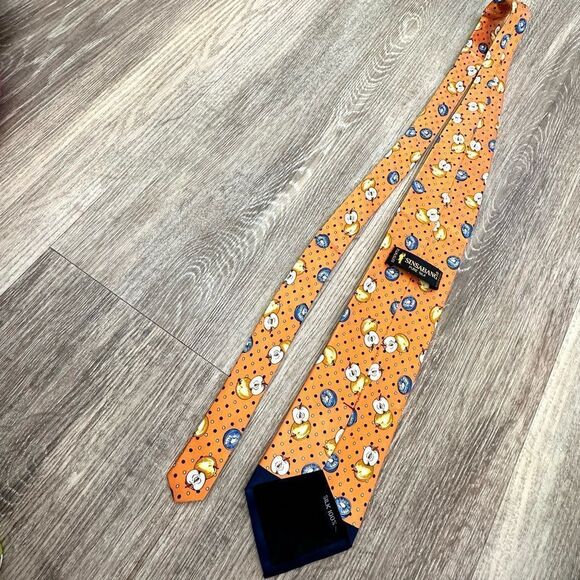 Sinsabang silk apple graphic tie - Picture 4 of 7